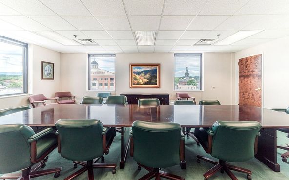 BB&T Plaza: 100 E Main St, Sevierville, TN 37862